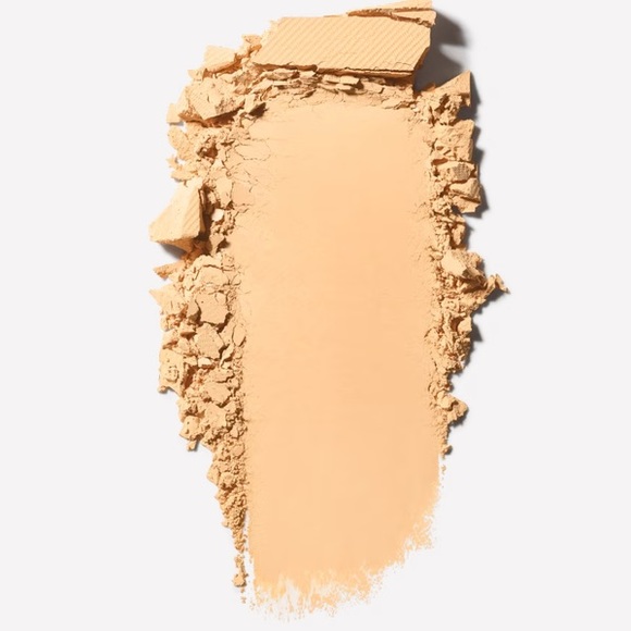 x1 MAC C3 STUDIO FIX POWDER PLUS FOUNDATION BRAND NEW BOXED - Picture 2 of 12